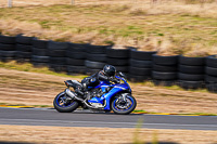 anglesey-no-limits-trackday;anglesey-photographs;anglesey-trackday-photographs;enduro-digital-images;event-digital-images;eventdigitalimages;no-limits-trackdays;peter-wileman-photography;racing-digital-images;trac-mon;trackday-digital-images;trackday-photos;ty-croes